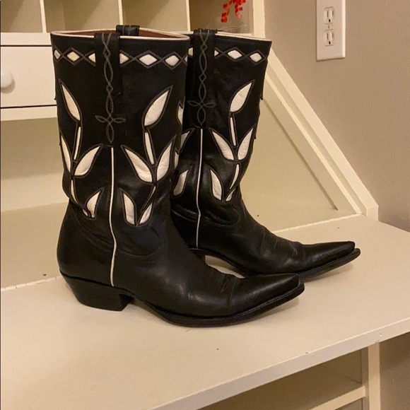 Size 7 Women’s Heritage custom boots - Picture 1 of 4